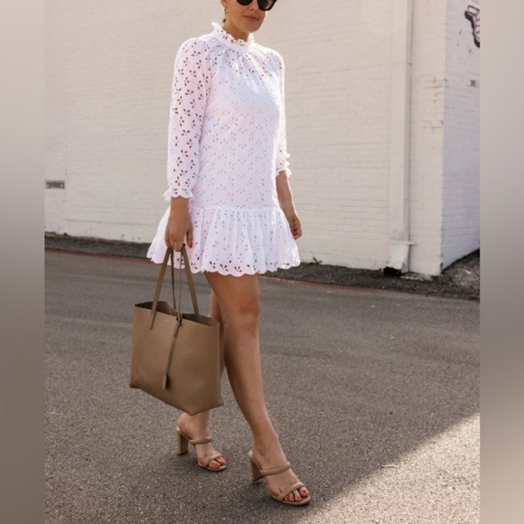 black dress white lace trim Asymmetric satin and lace mini dress 36 (FR) / White/Black